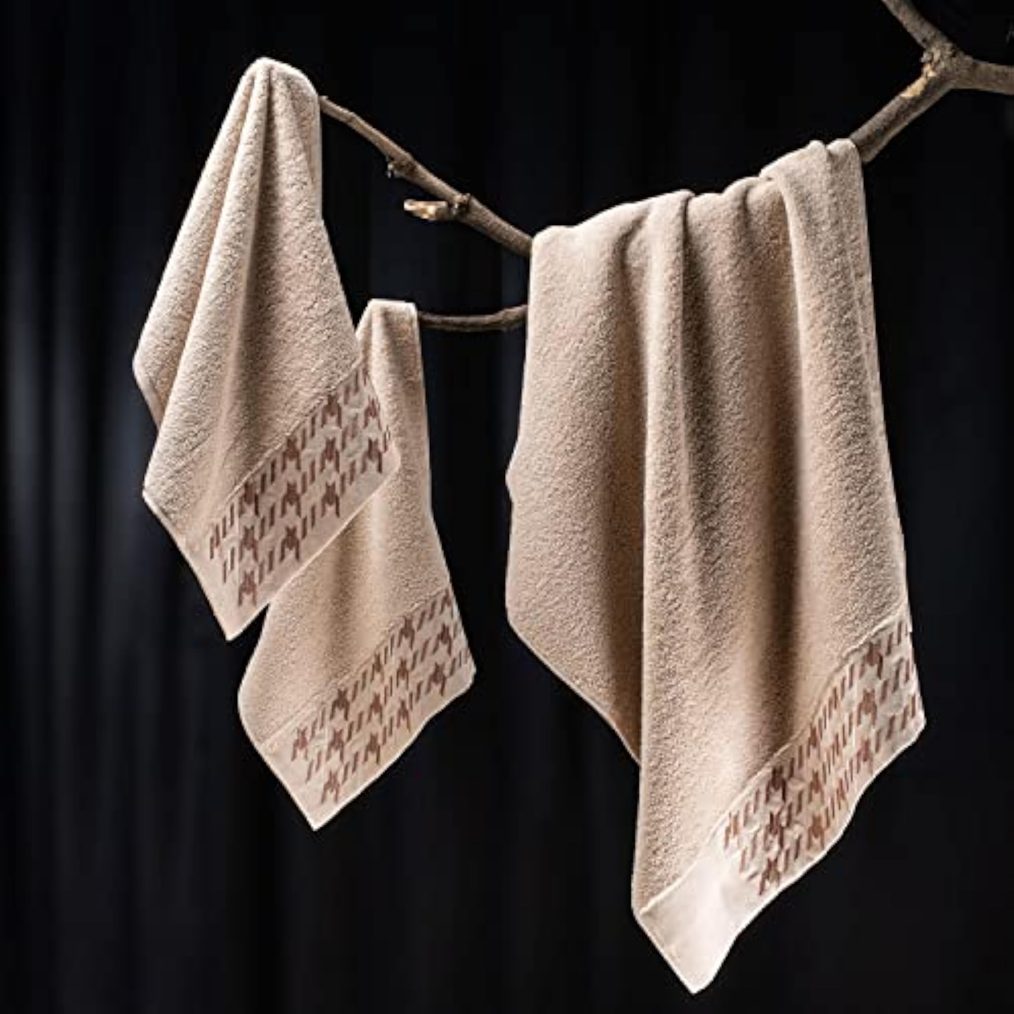 Luxury 100% Cotton Bath Towel, Highly Absorbent & Soft