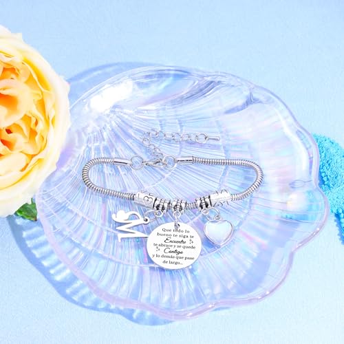 Awyuan Regalos para Mujeres Pulsera de Plata con Letras Iniciales - Regalo Personalizado para Hija, Sobrina, Hermana, Amiga, Adolescente, Madre y Tía (M) - imagen 3