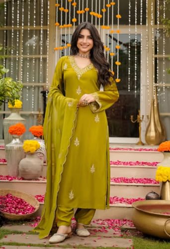 Image of Klosia Women Embroidery Solid Straight Kurta and Pant Set with Dupatta