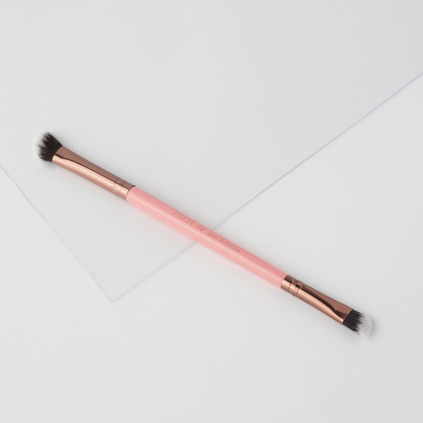 Luxie Rose Gold Nose Perfector Brush 182 - Dual-Ended Makeup Brushes for Contouring with Cream or Powder Products - Synthetic, Vegan Fibers - 1 pc