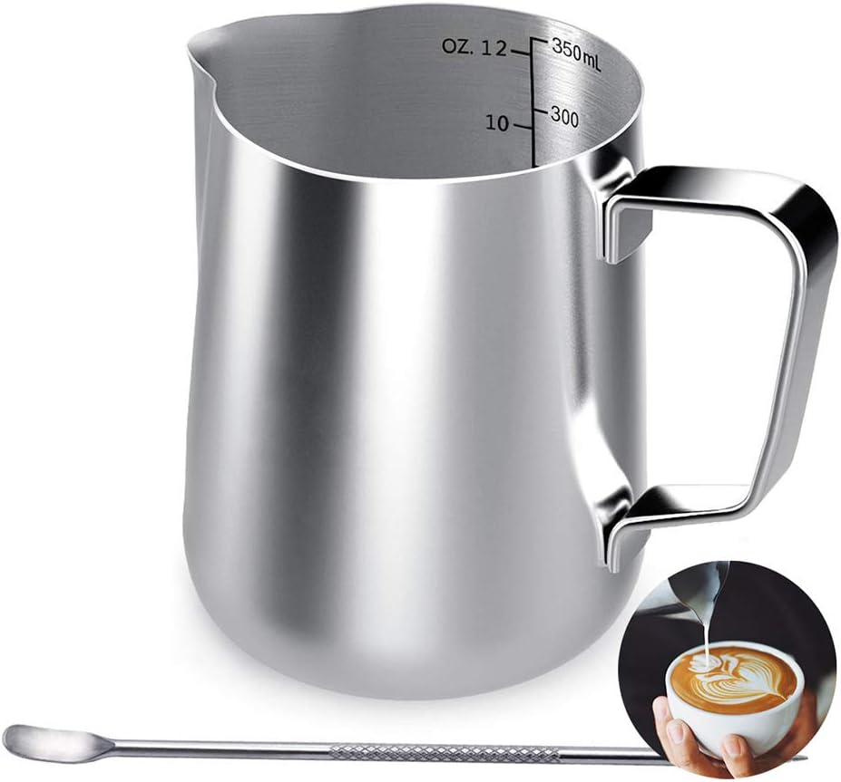 tazza di metallo per la schiuma di latte