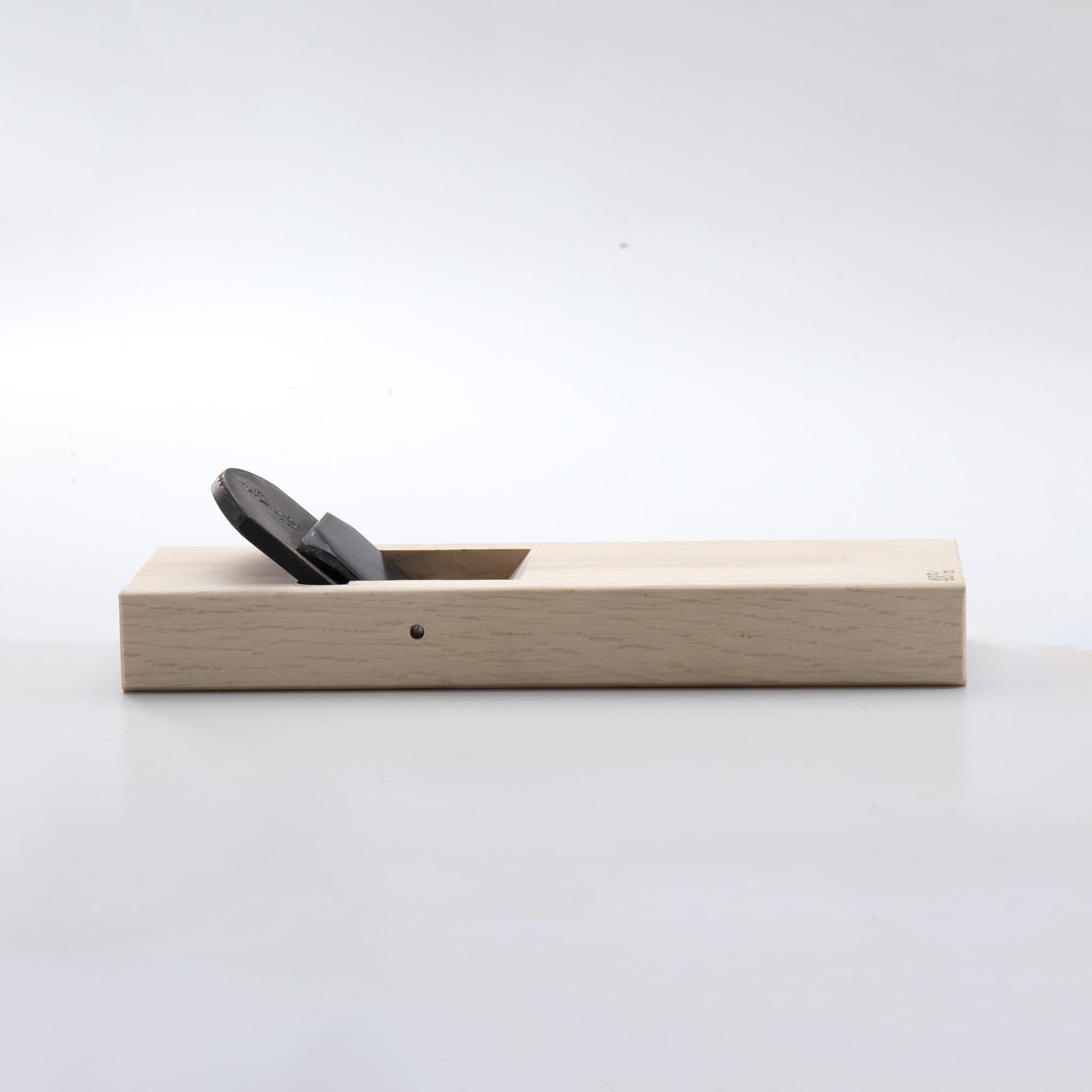 Wazakura, Rabot Japonais Hira Kanna 48 mm | Fabrication Artisanale | Lame en Acier Haut Carbone | Outil de Menuiserie de Précision | Corps en Bois Japonais | Main