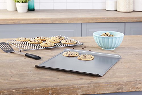 Chicago Metallic Commercial Ii Non-Stick Large Cookie Sheet, 15-3/4 By 13-3/4-Inch #TOP2