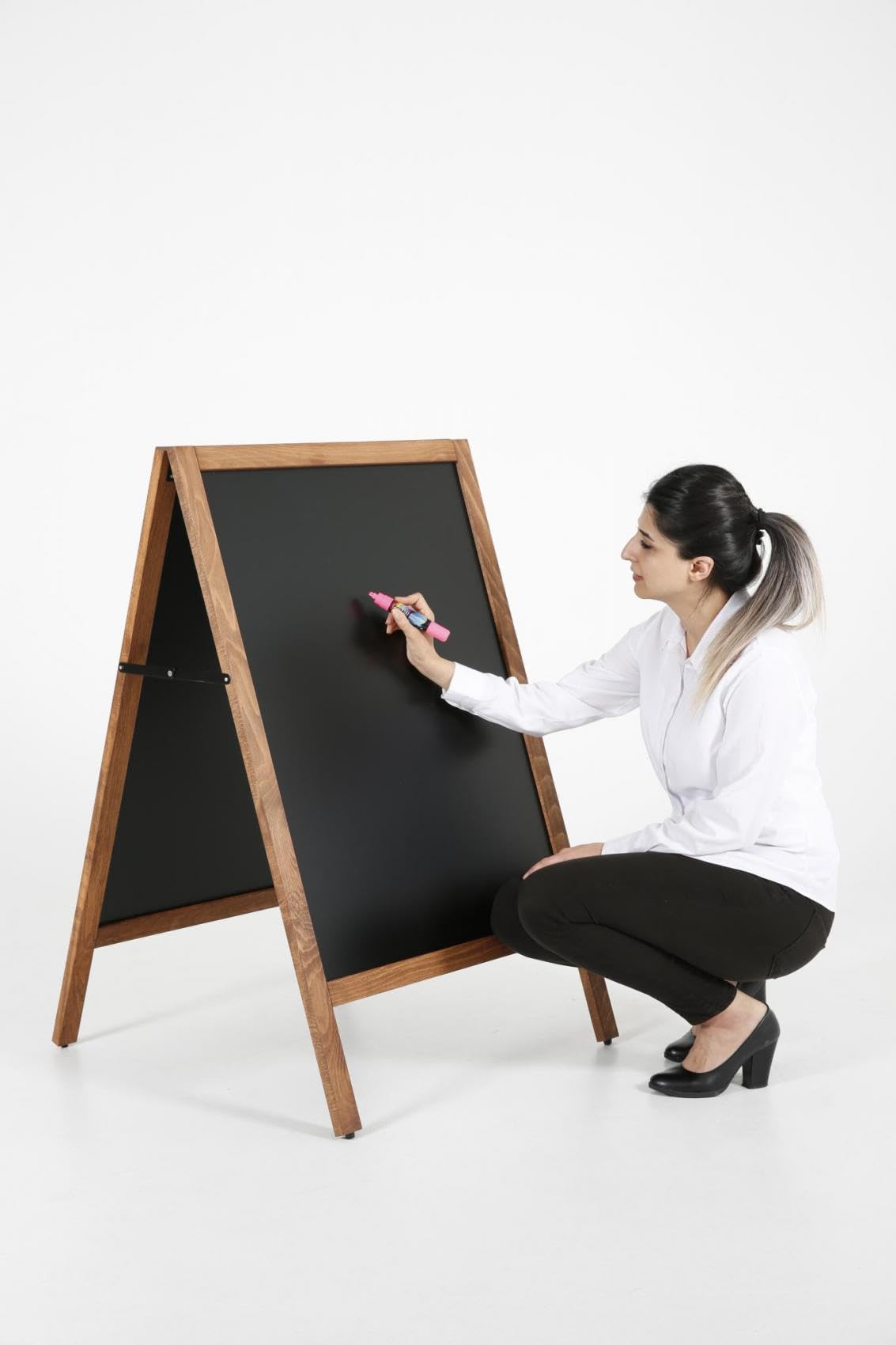 Holz Kundenstopper DIN A1 | Plakatständer inkl. 2 Magnetfolien | Kundenstopper wetterfest A1 | Tafel Aufsteller aus Buchenholz | Kreidetafel magnetisch