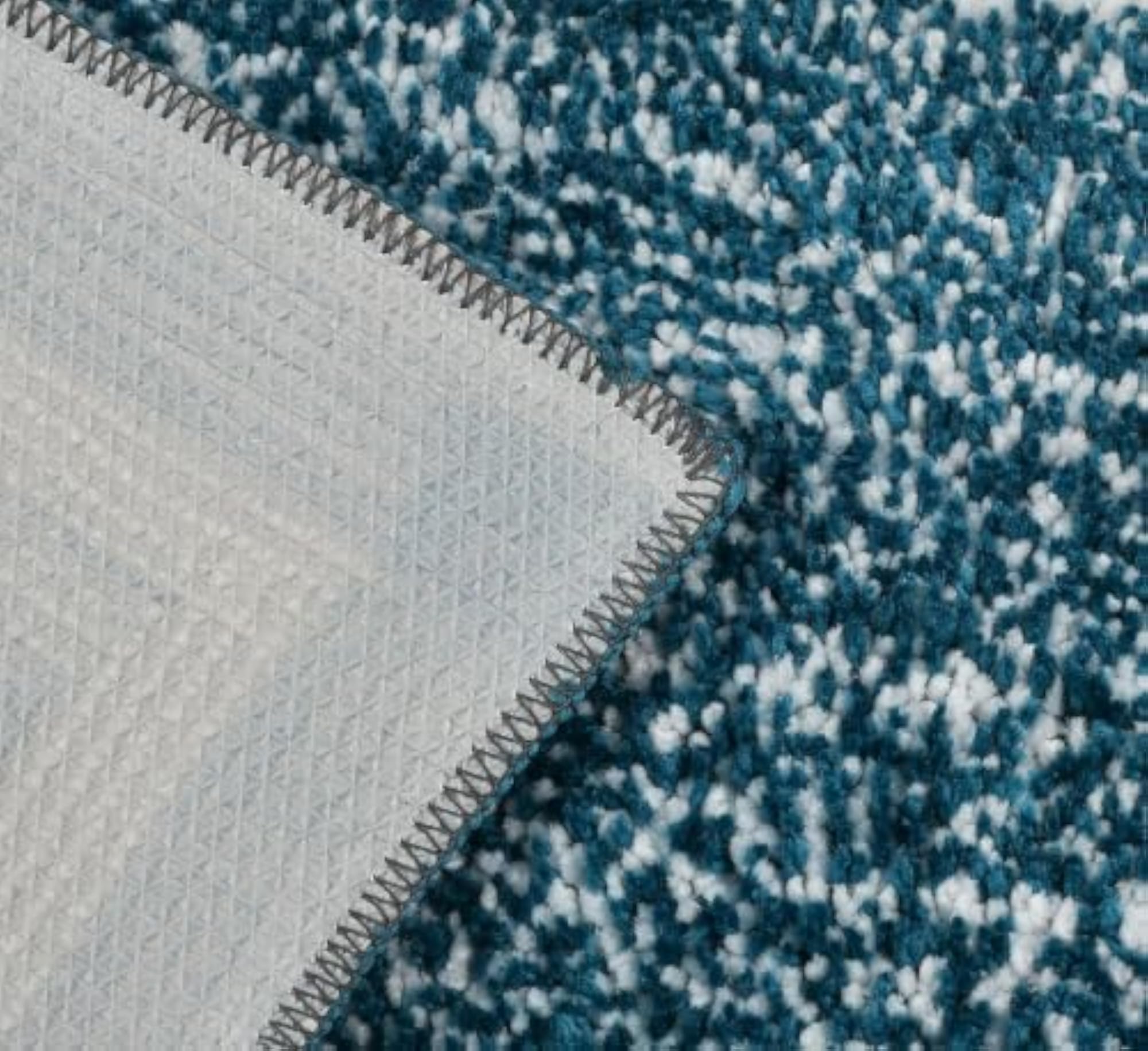 Bordered Pattern Teal Green Anti-Slip Bath Mat, Stylish Design