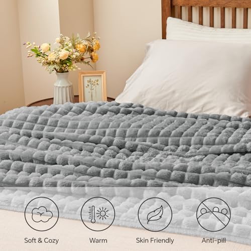 Image of BEDELITE Grey Checked Fleece King Size Throw Blankets for Bed, 108x90 Inch