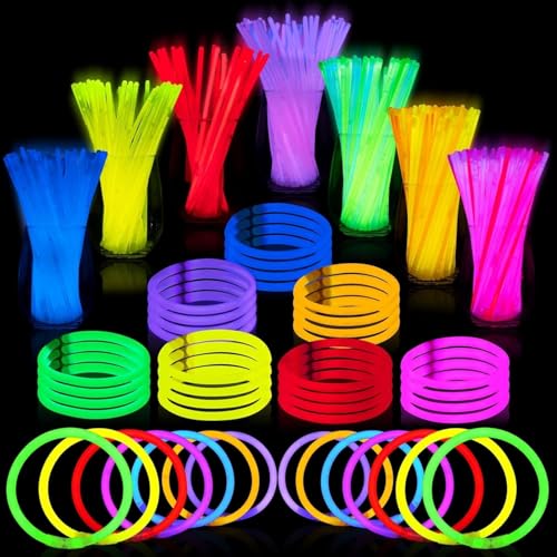 JOYIN 100 Pcs 8' Glow sticks Bulk Party Favors Pack, Neon Glow in the Dark Party Supplies, Light Up Necklaces and Bracelets with Connectors, Easter, Football, Birthday Decorations
