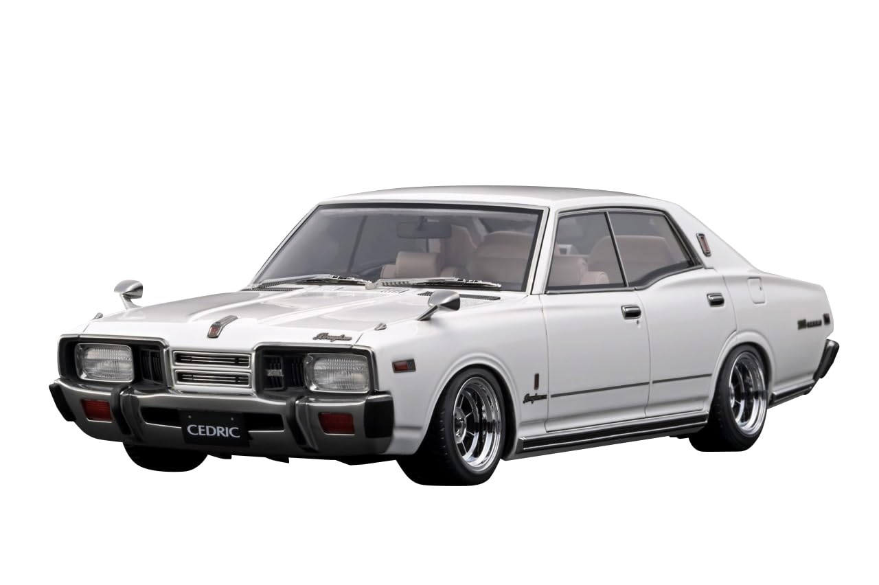 Amazon | ignition model 1/18 Nissan Cedric Brougham (330) White