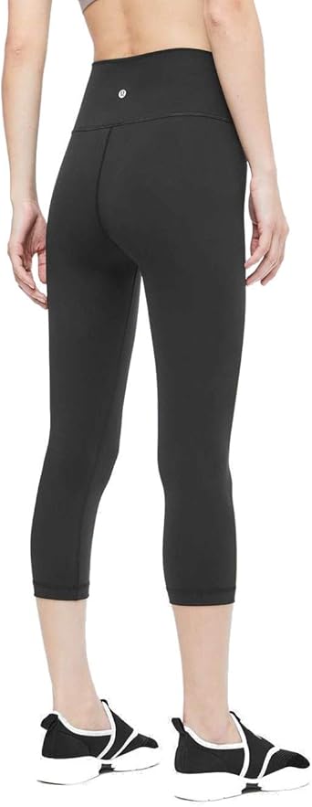 lululemon cropped wunder under