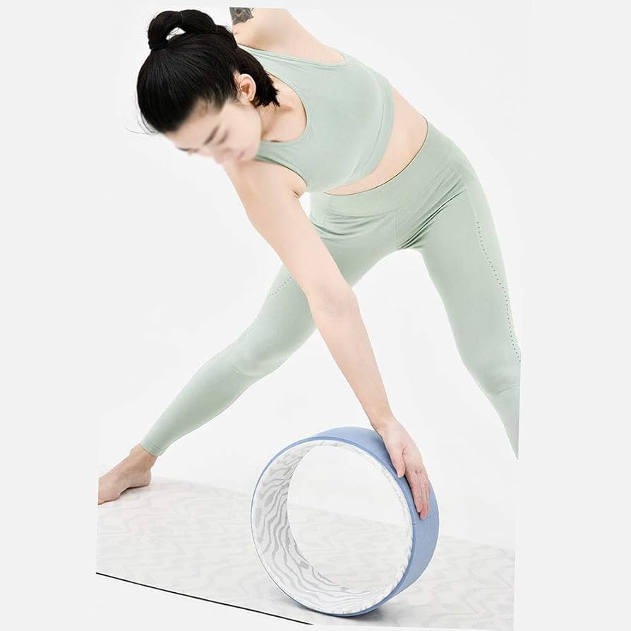 ヨガ・ピラティス SAKARA インストラクターSakaeプロフィール