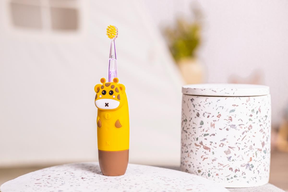 innoGIO Giogiraffe Elektrische Zahnbürste für Kinder, 7 Farben, Silikongriff, 4 Modi, Timer 2 min, geeignet für Kinder zwischen 2 und 12 Jahren, Gelb, AAA-Batterie nicht enthalten (Kopf im