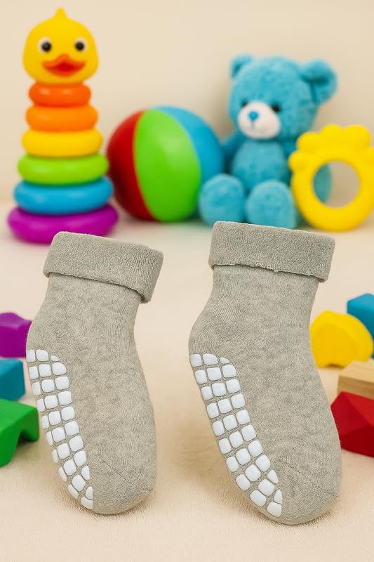 Image of CHACKO Kids Cotton Socks | Soft, Breathable & Anti-Skid Warm Socks for Boys & Girls (Pack of 1, Ages 1-12 Years)