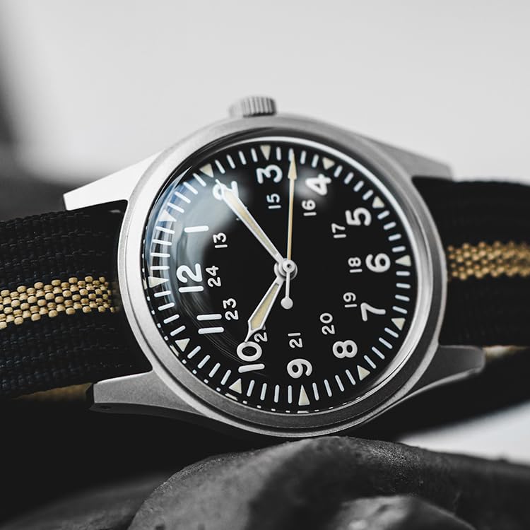 RDUNAE Relojes militares para hombre 34.5mm Reloj de cuarzo Super 2035 Movimiento Luminoso Retro Reloj para hombre con correa de nailon resistente al agua hasta 50 m
