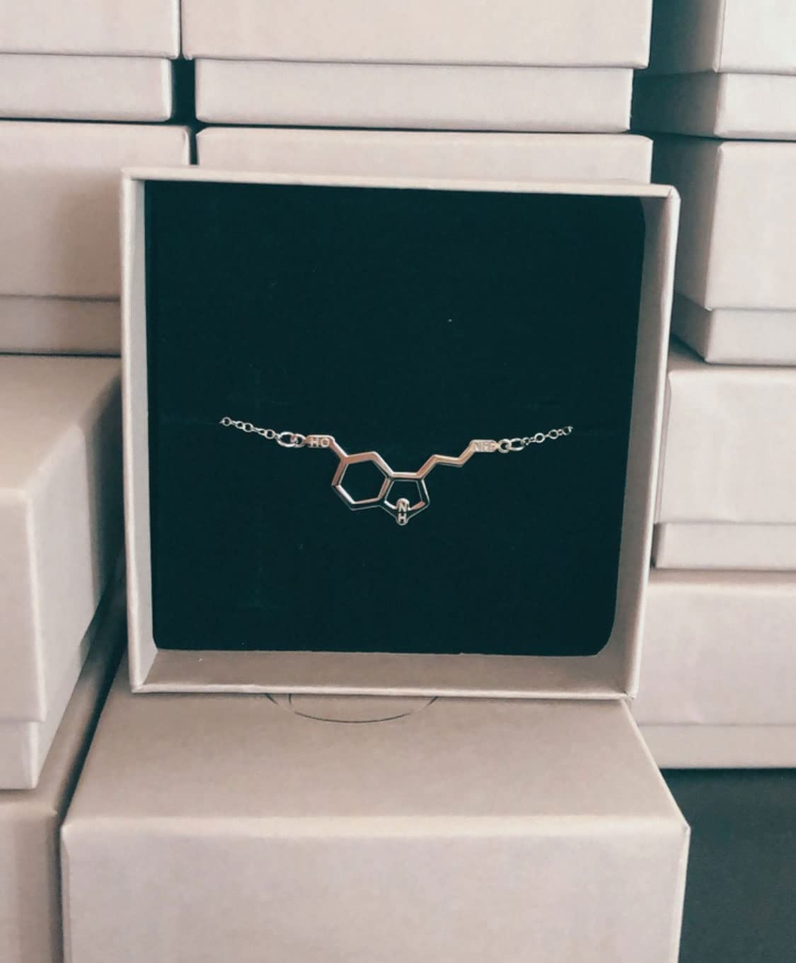 Bracciale serotonina "la molecola del buonumore"
