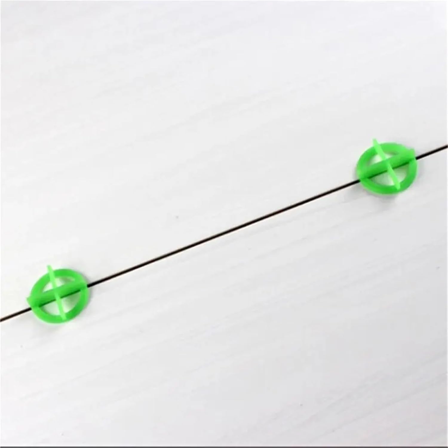 Tile Spacers 500/1000Pcs Green or White Construction Tool Leveler Base Spacer Cross Wedge Leveling System(500pcs,2.5mm)
