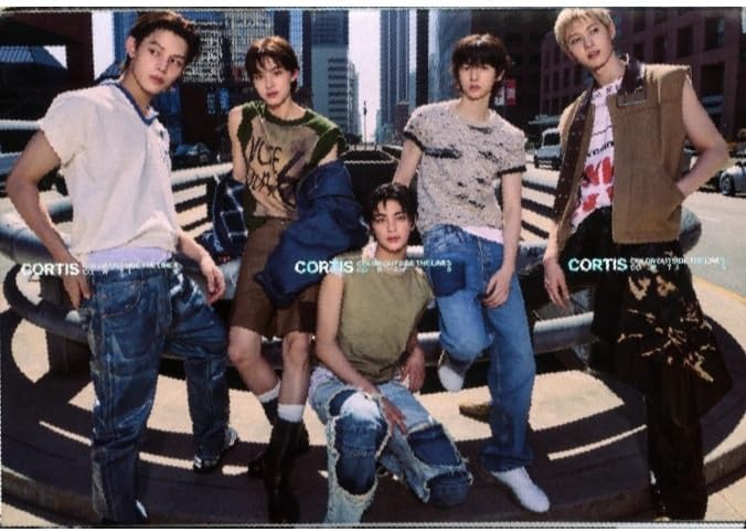 CORTIS 1st EP Album [ COLOR OUTSIDE THE LINES ] (Scene 1)