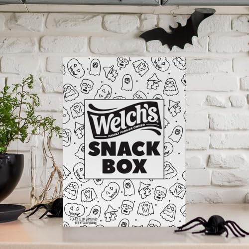 Welch's Fruit Snacks Halloween Variety Pack, Gluten Free, 0.5 oz, 70 Ct | Mixed Fruit Halloween & Juicefuls Monster Splash shapes, bats, ghosts & pumpkins, made with whole fruit - image 4