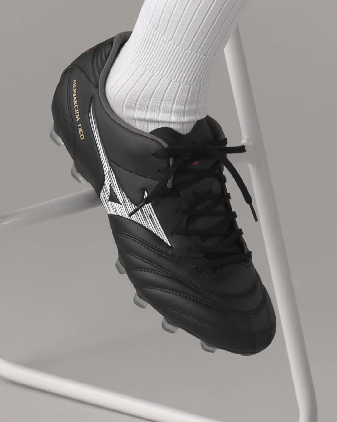 Amazon.co.jp: MIZUNO Unisex Adult Monarcida NEO 3 SW Club Football