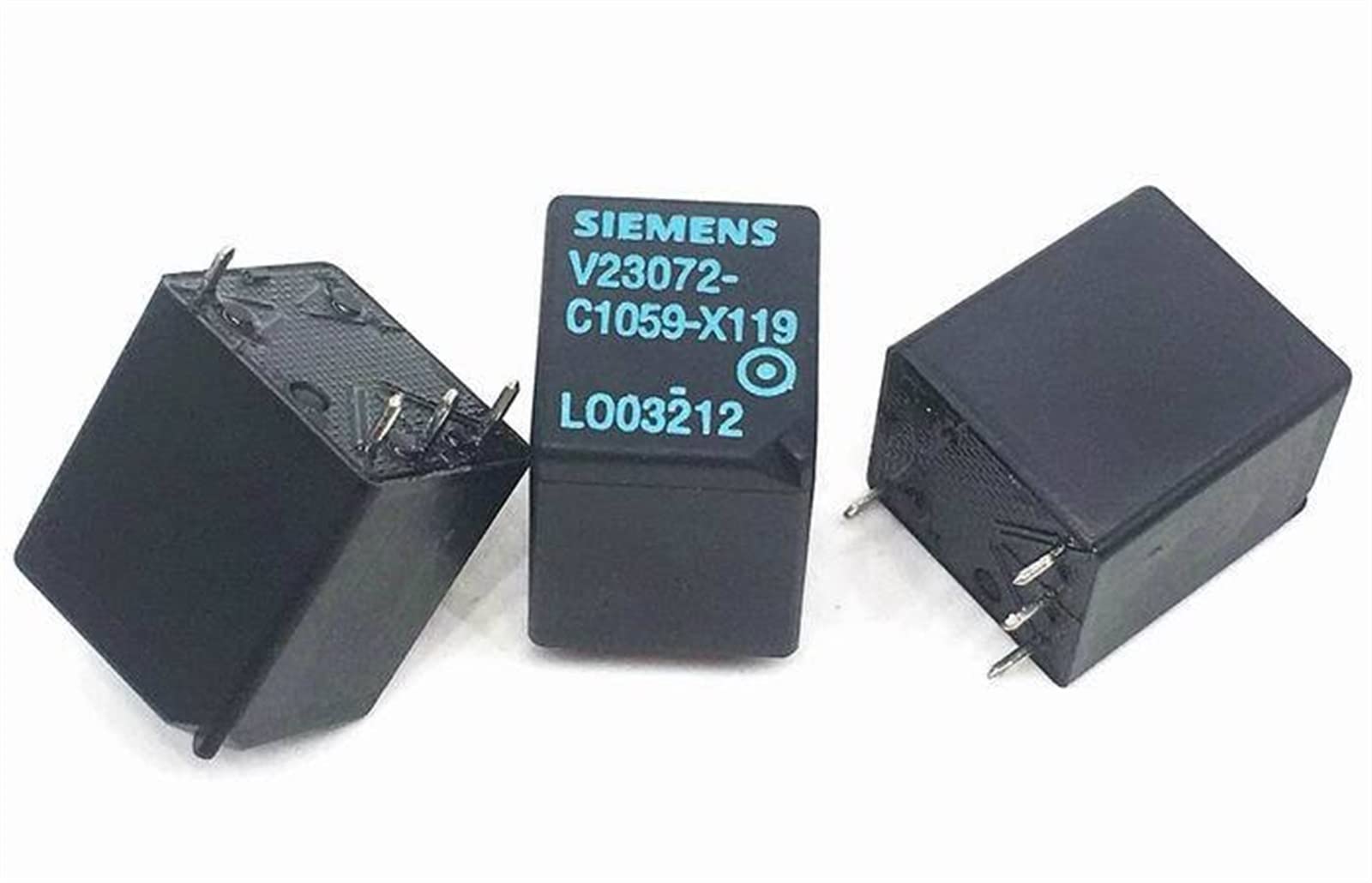 Relais V23072-C1059-X119 4 pins micro-relais électromécanique 12V