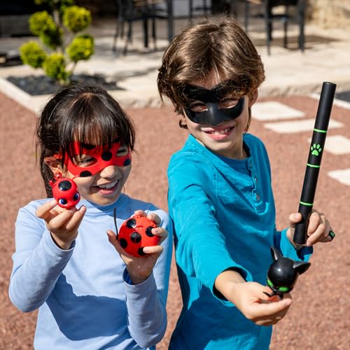 BANDAI - Miraculous Ladybug - Verwandlungsset - Ladybug-Kostüm - Box JoJo Maske Tikki-Ohrringe Kwami - Miraculous Kostüm und Zubehör - Spielzeug für Kinder ab 4 Jahren - P50601