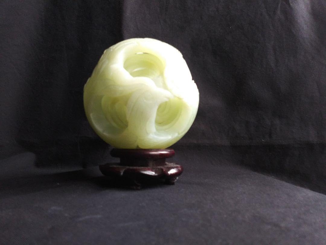 多層球(7層)　岫玉製　中国工芸品　置物　NO.832 Amazon.co.jp: 多層球(7層) 岫玉製 中国工芸品 置物 NO.832