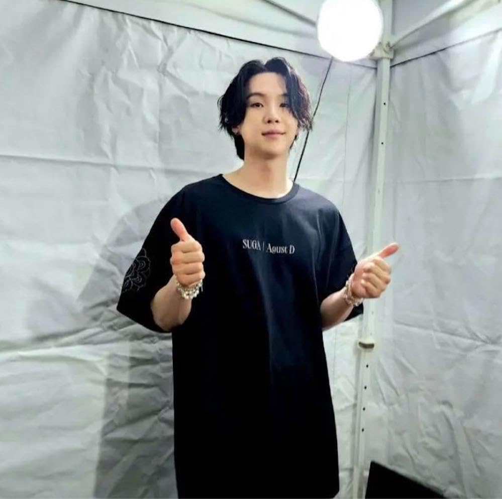 ユンギ 着用　SUGA Agust D D-DAY TシャツUS限定ver. ユンギ 着用SUGA Agust D D-DAY TシャツUS限定ver.