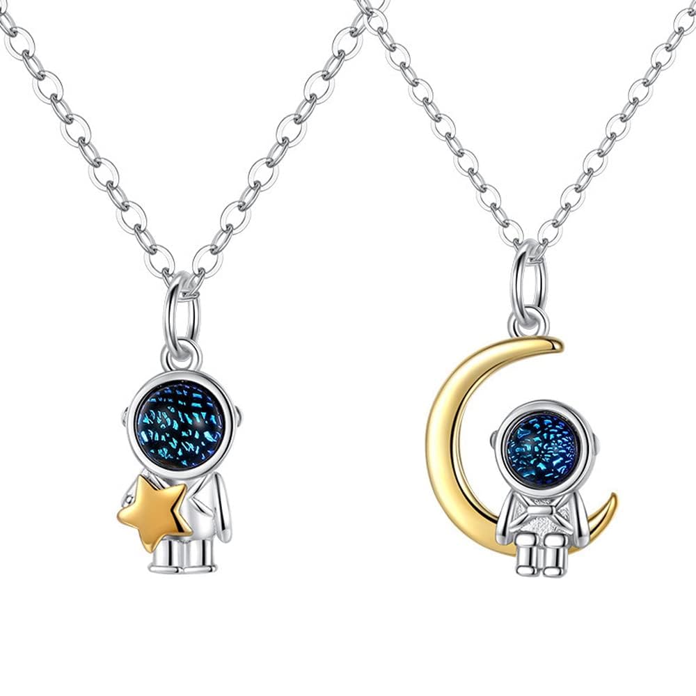 Space Astronaut Couple Necklaces, Him and Her Set Space Sun and Moon Couple Adjustable Pendant Necklace Cute Charm Couple Friends Necklaces Unique Birthday Valentine Jewelry Souvenir Gift
