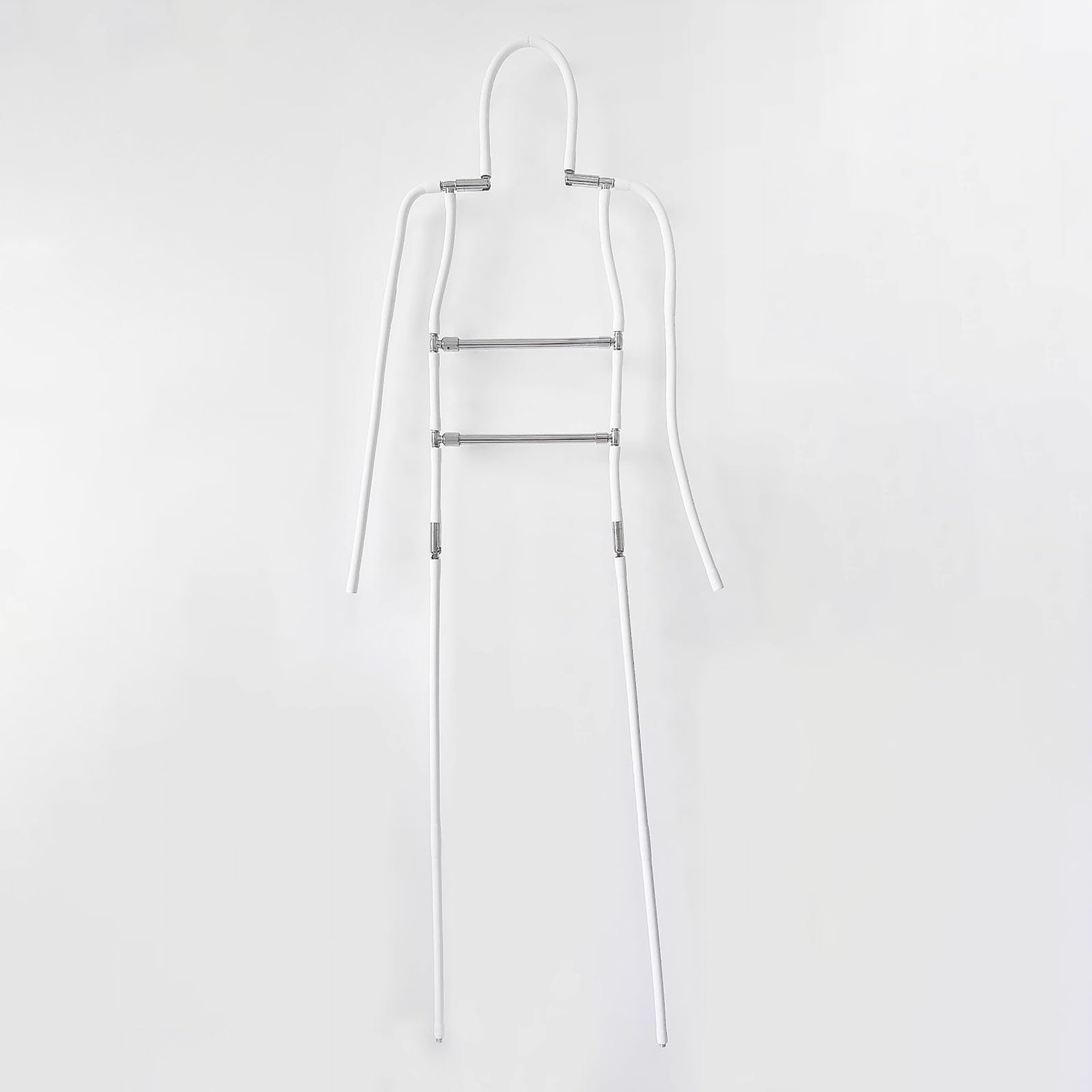 Forma di vestito da manichino regolabile con supporto invisibile per fotografia e vendita online