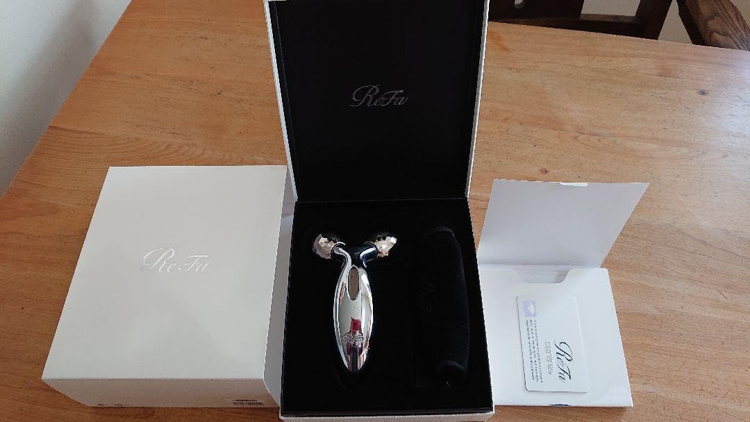 ReFa CARAT 箱付き、説明書付き Amazon.co.jp: ReFa CARAT 説明書一式 化粧箱 リフトアップ 小顔