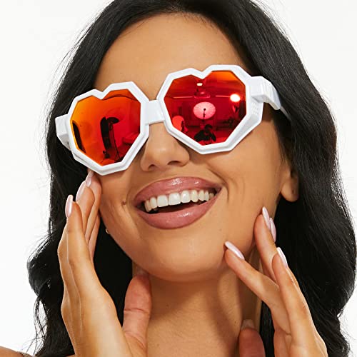 Image of laureles 2Pack Heart Shaped Goggle Y2K Sunglasses Women Fashion One Piece Oversized Love Sun Glasses Men