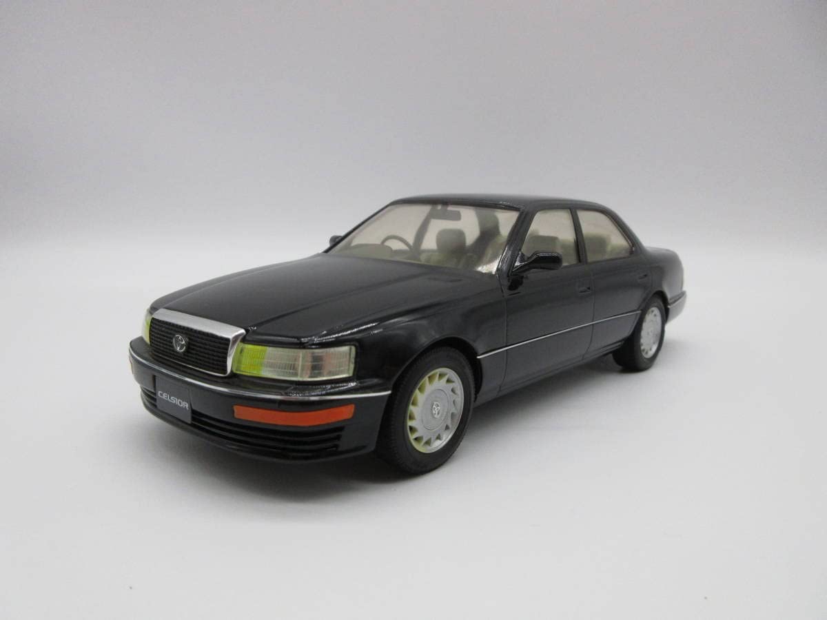 Amazon.co.jp: 1/24 初代セルシオ 非売品 ディーラー特注品 成約記念品 