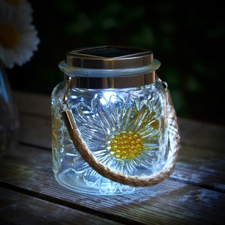New Stunning Solar Powered Daisy Embossed Glass Lantern – Cool White LED Outdoor Garden Hanging & Table Light Outdoor Home Decor Gift-A42 (Clear)