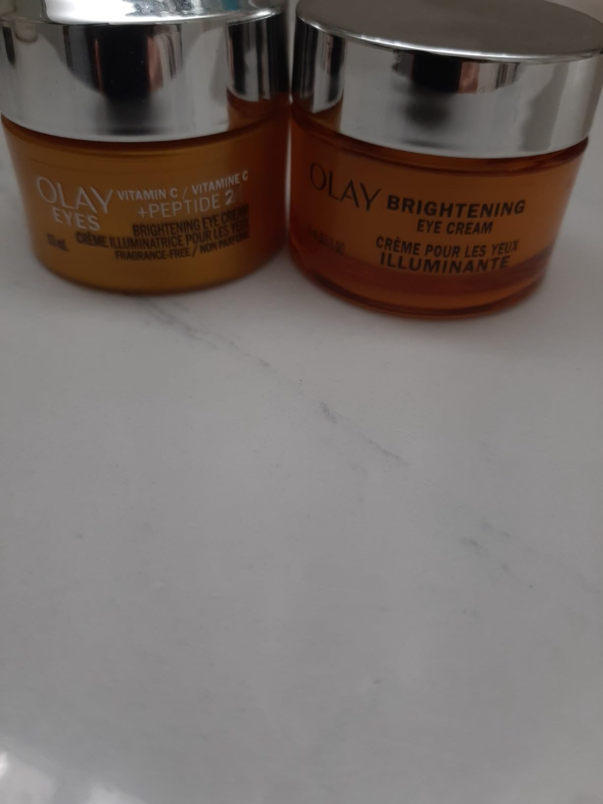 Olay Brightening Eye Cream with Vitamin C, Fragrance-Free Hydrating Under Eye Cream for Dark Circles and Dull Skin, Lightweight Eye Cream with Peptides and Vitamin B3, 0.5 oz