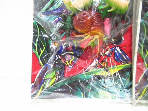 Amazon.co.jp: 昭和レトロ ショックTOY 虫 爬虫類おもちゃ 2個