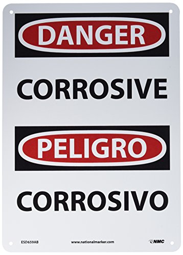 Panneau Danger Corrosive pour sécuriser vos zones de stockage de produits