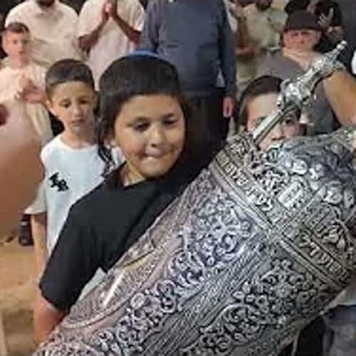 שמחת תורה בבית הכנסת כתר ראובן רמלה