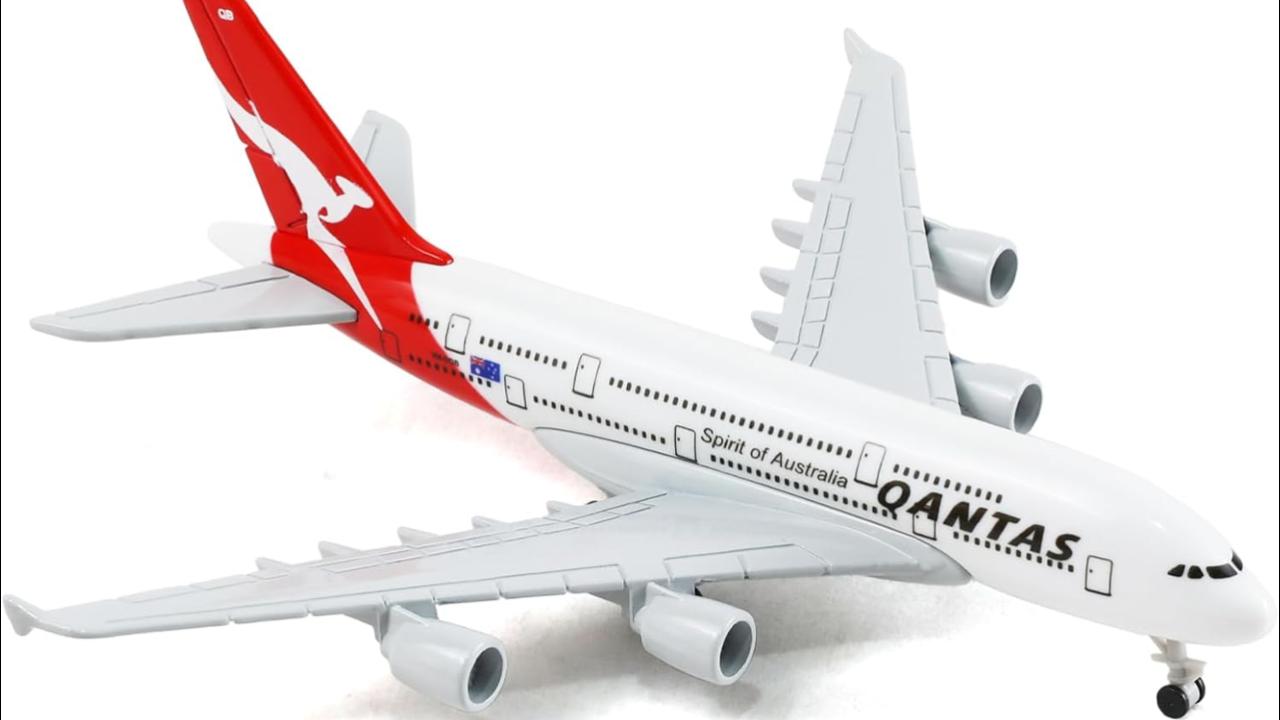 Amazon.com: QIYUMOKE 1/400 for Australia A380 Airplane Model (6