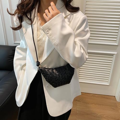 Woven Small Crescent Purse Small Crossbody Bags Mini Crescent Crossbody Bags for Women Woven Croissant Phone Purse3