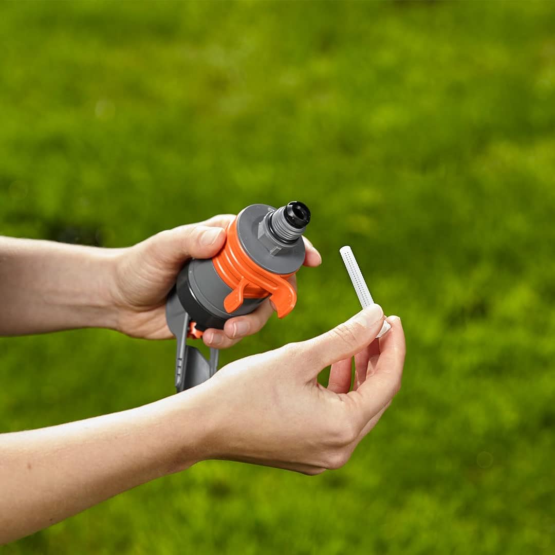 Gardena Aspersor con turbina sectorial Comfort Silencioso, Fabricación en plástico. Con base. Superficie de riego de 75 hasta 450 m2