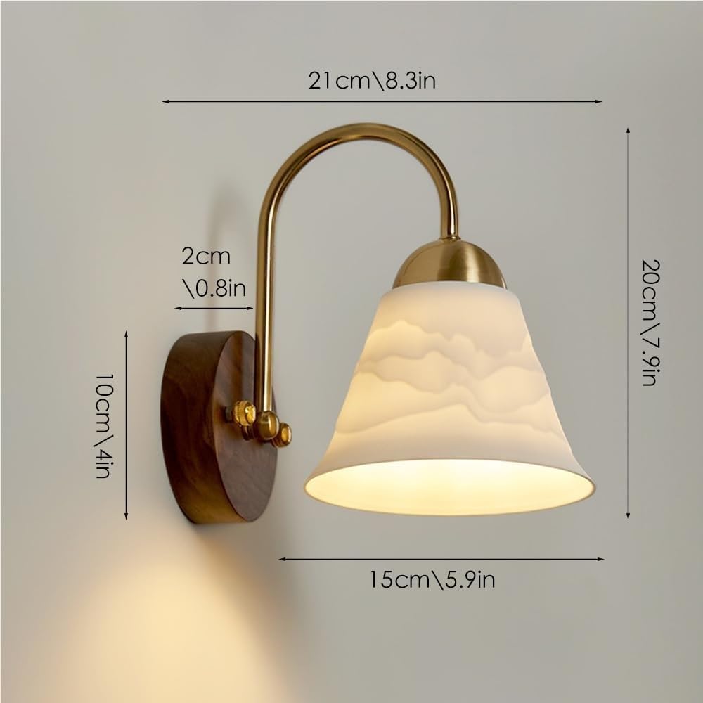 Vintage biała ceramiczna lampa ścienna, gwint E27, drewniany uchwyt ścienny, idealny do salonu, sypialni, przedpokoju lub schodów.