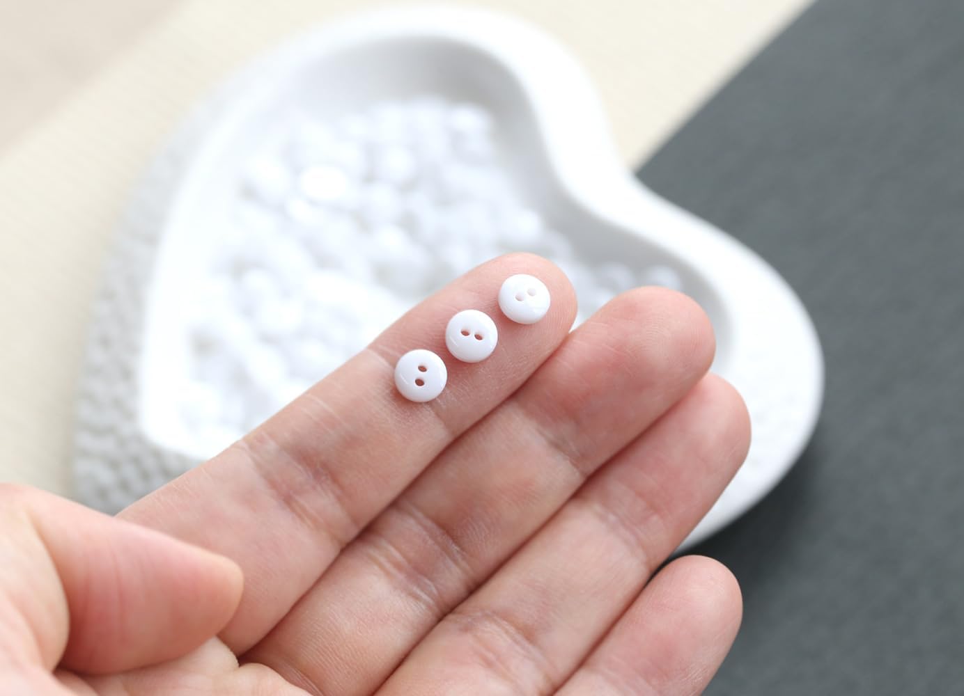 150pcs 6mm (0.24 inch) Mini Size White Buttons for Sewing 2 Holes Small Button for Garments Sewing or DIY Crafts Scrapbooking
