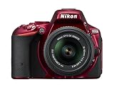 Nikon D5500 + Nikkor 18-55 VR II Fotocamera Reflex Digitale, 24,2 Megapixel, LCD Touchscreen Regolabile, Wi-Fi Incorporato, Rosso [Versione EU]