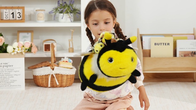 【中古】 Cute　Bee　Babies（3） Amazon.com: MorisMos 4Pcs Bee Stuffed Animal Set with 3 Babies