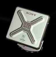 SONY　ソニー　MZ-E44 マーメイドブルー　ポータブルMDプレーヤー　MDLP非対応　（MD再生専用機/MDウォークマン） qqffhab Amazon | SONY ソニー MZ-E44(S) シルバー×グリーン ポータブル