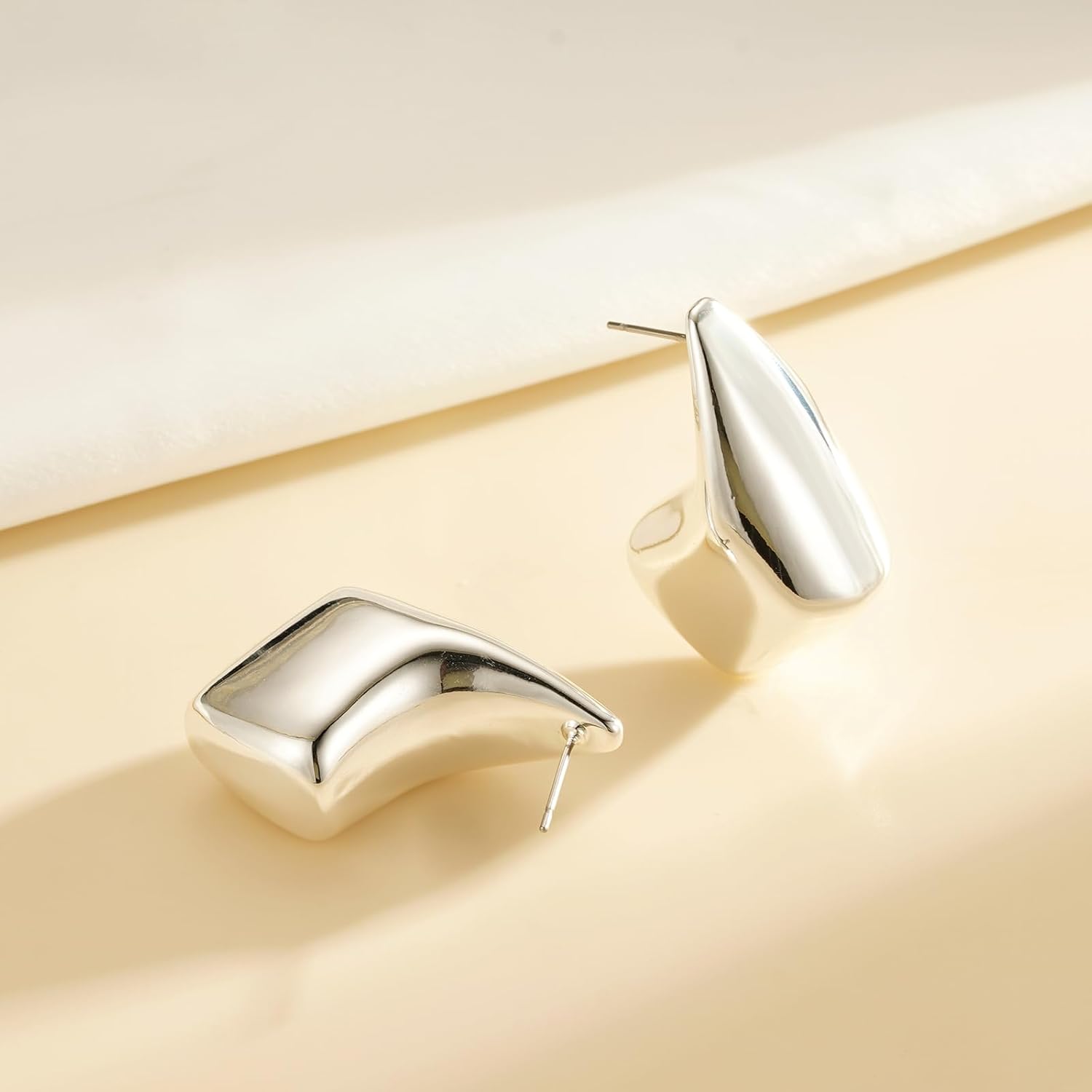 Apsvo Gold/Silver Chunky Earrings for Women, Gold Thick Hoop Earrings Statement Earring Lightweight Drop Dangle Earring Trendy Jewelry - Image 3