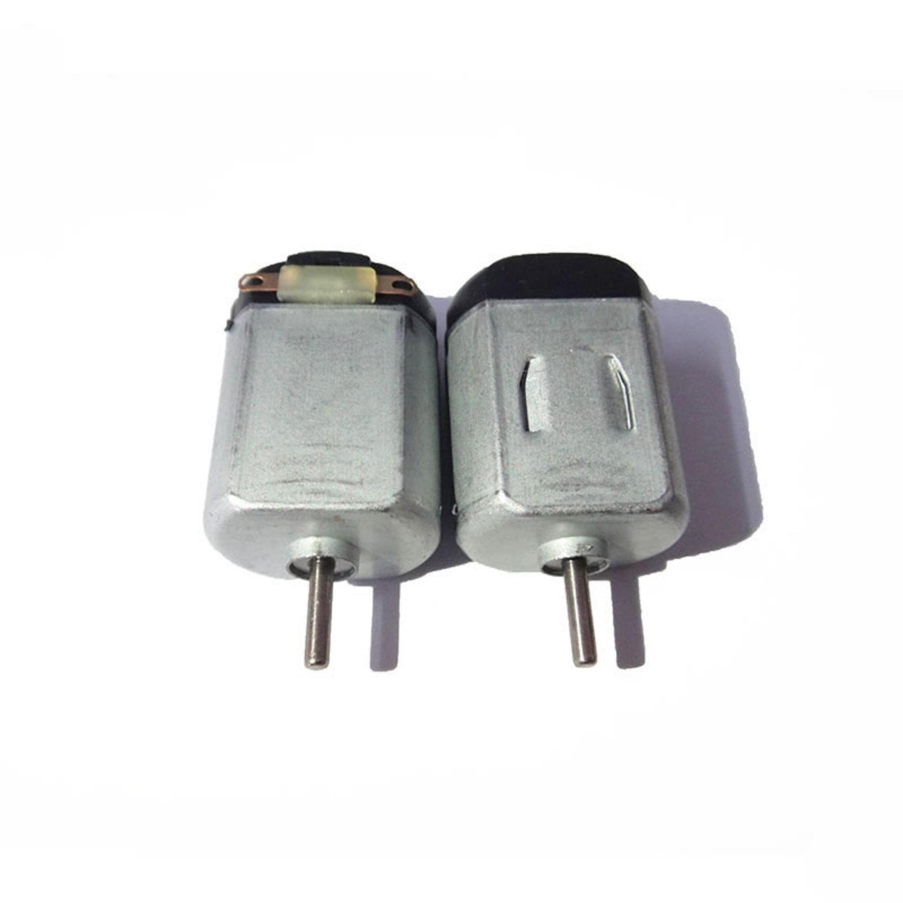 PEKMAR Torque de véhicule Mini Moteur DC Micro, Moteur 130 DC, Moteur DC 3 Volts brossé, kit de Moteur à Vapeur Tiny Cars Micro Moteur Comprend 2 Pack Science Electronics