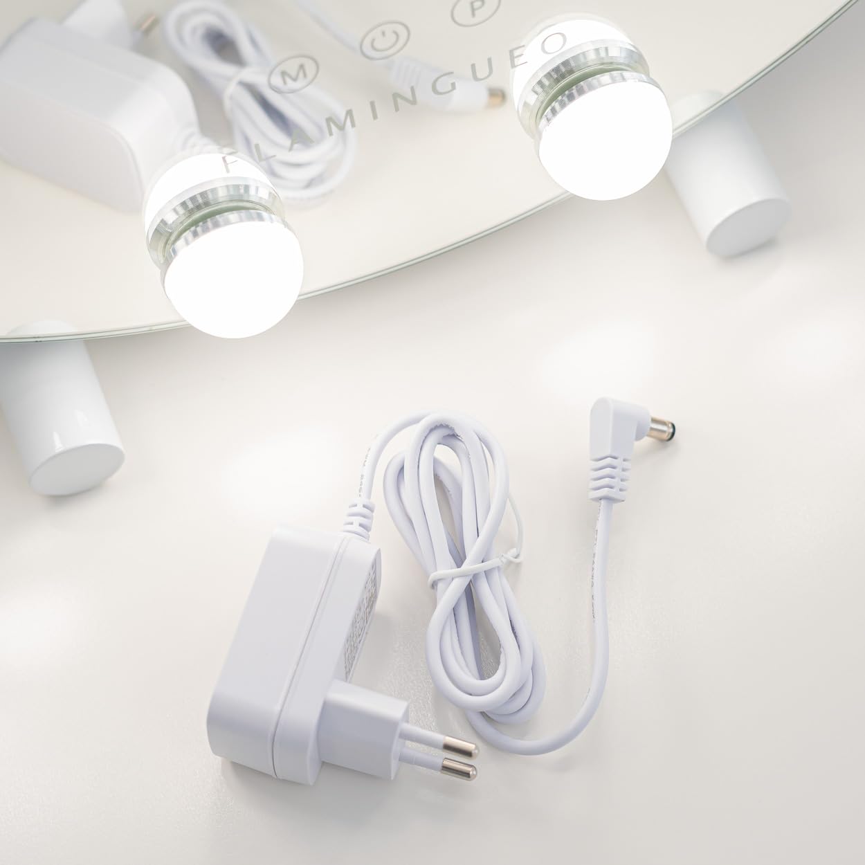 Flamingueo Specchio Trucco con Luci Rotondo - 11 LED - 3 Modi di Luce - Intensità Regolabile - Controllo Tattile - Posizione Regolabile - Vanity Mirror - Bianco - 42,5x10x42cm