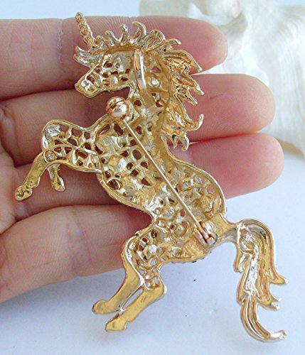 Image of Unique Animal Unicorn Horse Brooch Pin Pendant Austrian Crystal BZ6172