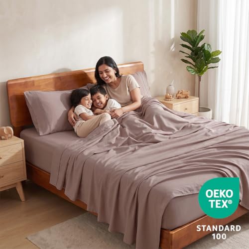 Image of LANE LINEN 100% Organic Cotton Bedsheet for Double Bed King Size - Lilac | GOTS Certified, Percale Weave, 108x108 inches, Soft & Breathable, Machine Washable, Includes 2 Pillow Covers