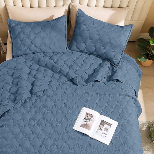 Image of Litanika Oversized King Quilt Bedding Set, 128x120 Inch Super King Haze Blue Comforter Bedspreads Lightweight Bed Coverlets Boho Bedding Cover Decor All Season,3 Pieces (1 Quilt, 2 Pillowcases)